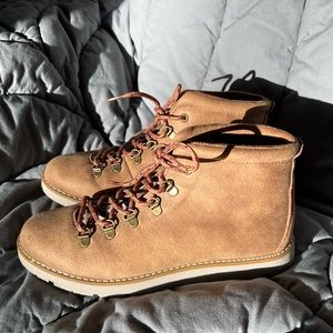 Women’s Sketchers Bobs Alpine Mt Leopard Suede Lace Up Boots Tan Brown 8.5 NWOT